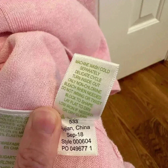Lilly Pulitzer Pink Cobo sweater size Small - Picture 11 of 13